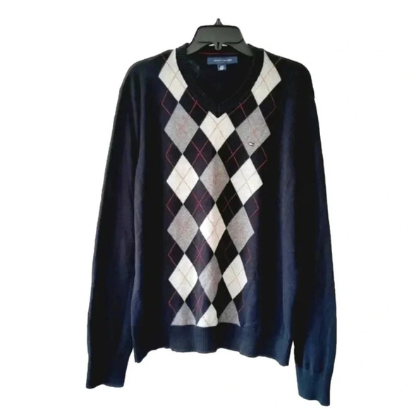 Tommy Hilfiger Men's Argyle Pullover Black Sweater - Picture 1 of 10